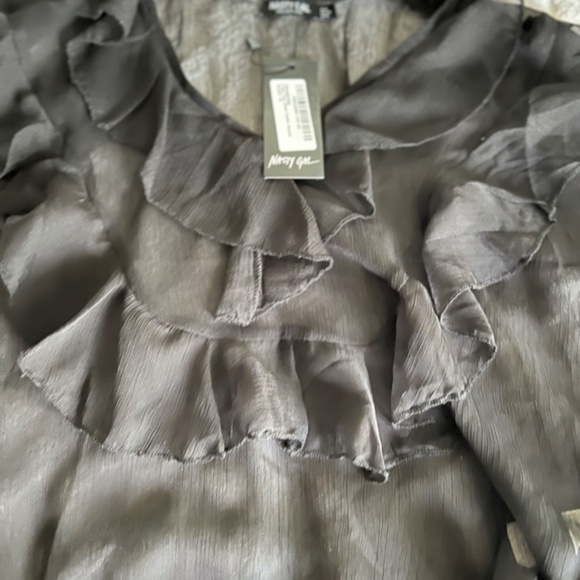 NASTY GAL “I see you” Sheer Ruffle Top NWT - Picture 3 of 5